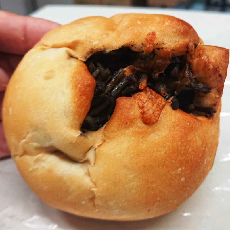 東村山黒焼きそばパン(NOBU Cafe アトレ川崎)