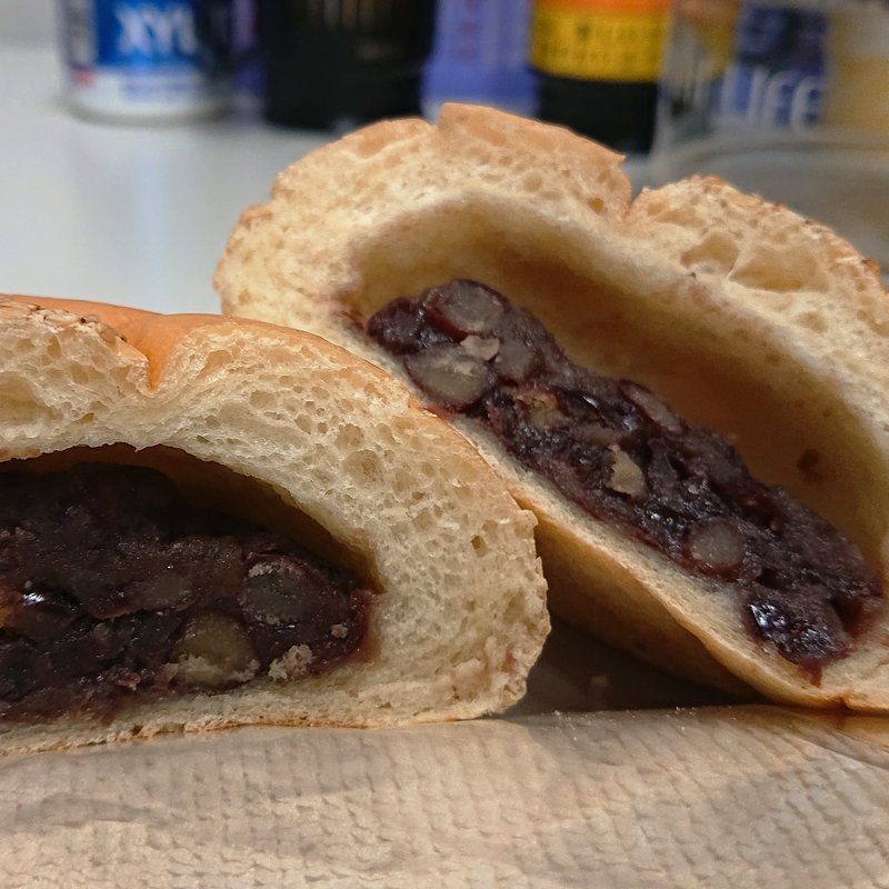 くるみつぶあんぱん(NOBU Cafe アトレ川崎)