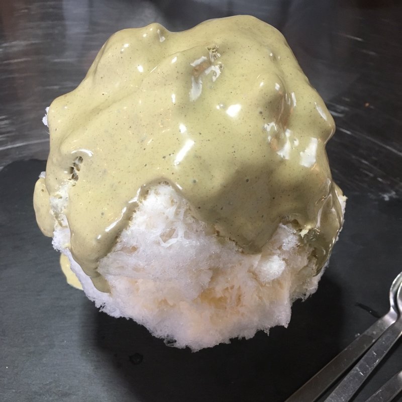 ピスタチオ杏仁(喫茶紬)