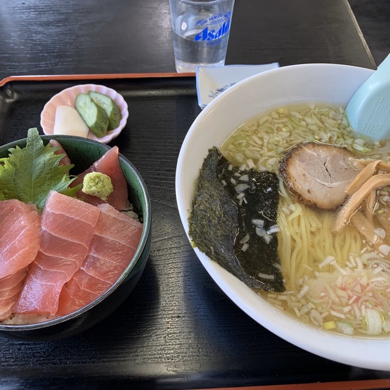 鉄火丼と塩ラーメン(長谷川食堂 )