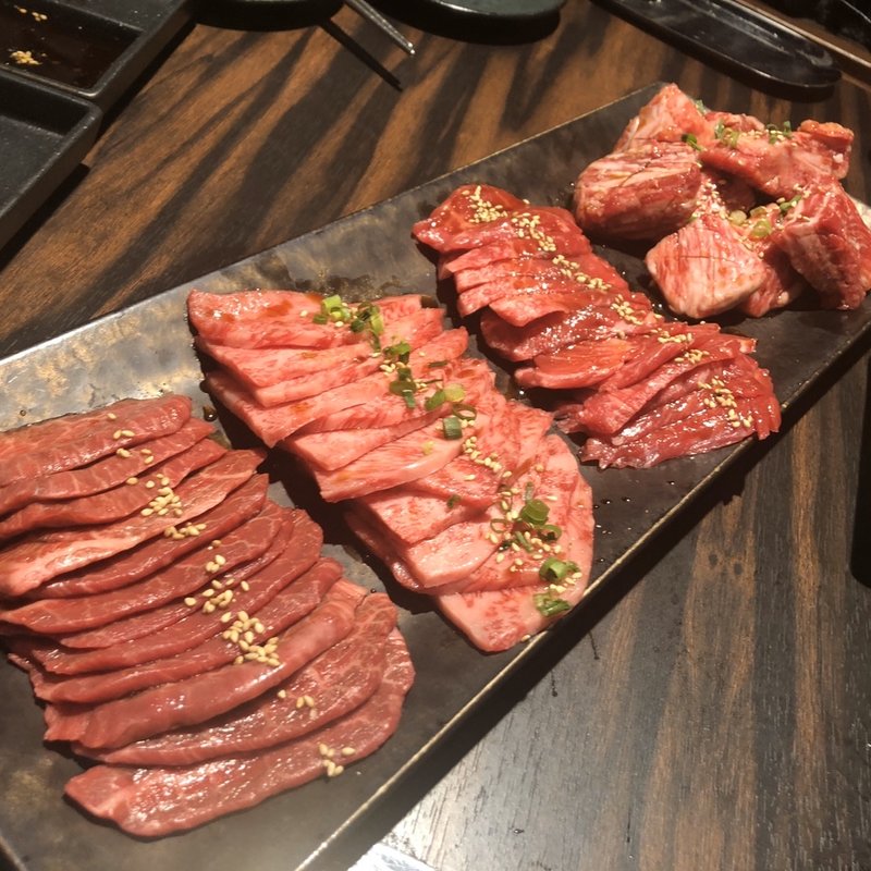 (炭焼喰人 三宿店)