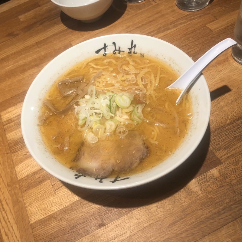 (すみれ すすきの店)