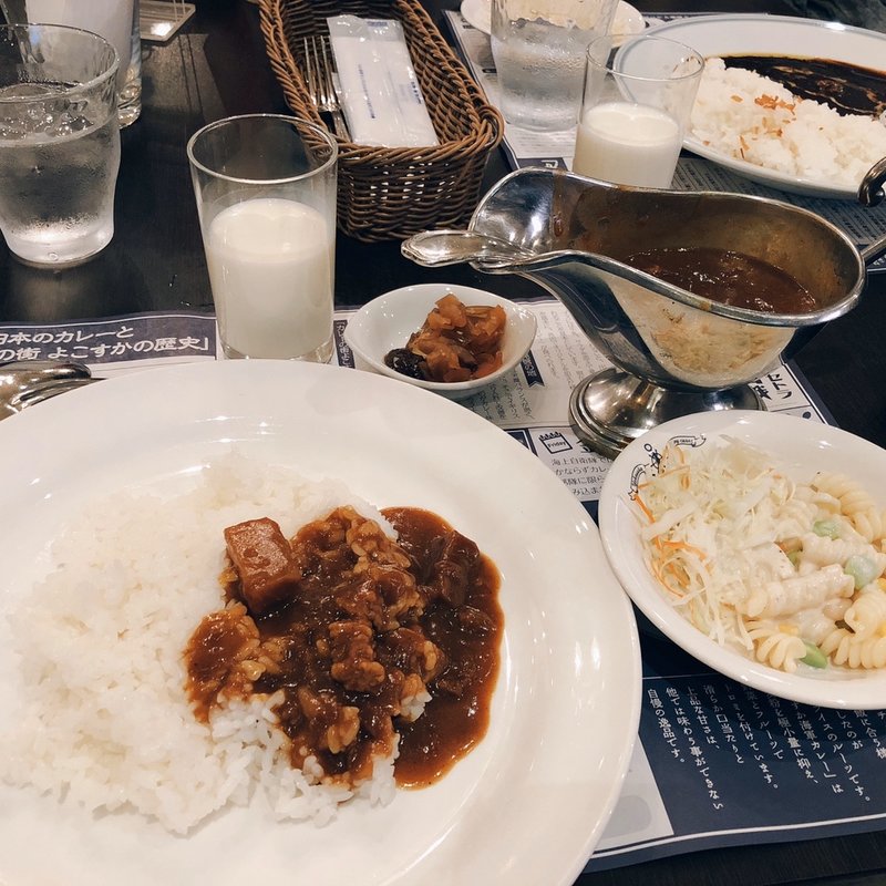 よこすか海軍カレー ビーフ(横須賀海軍カレー本舗)