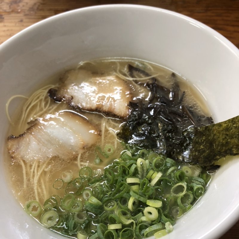 長浜ラーメン(長浜ラーメン 一撃)