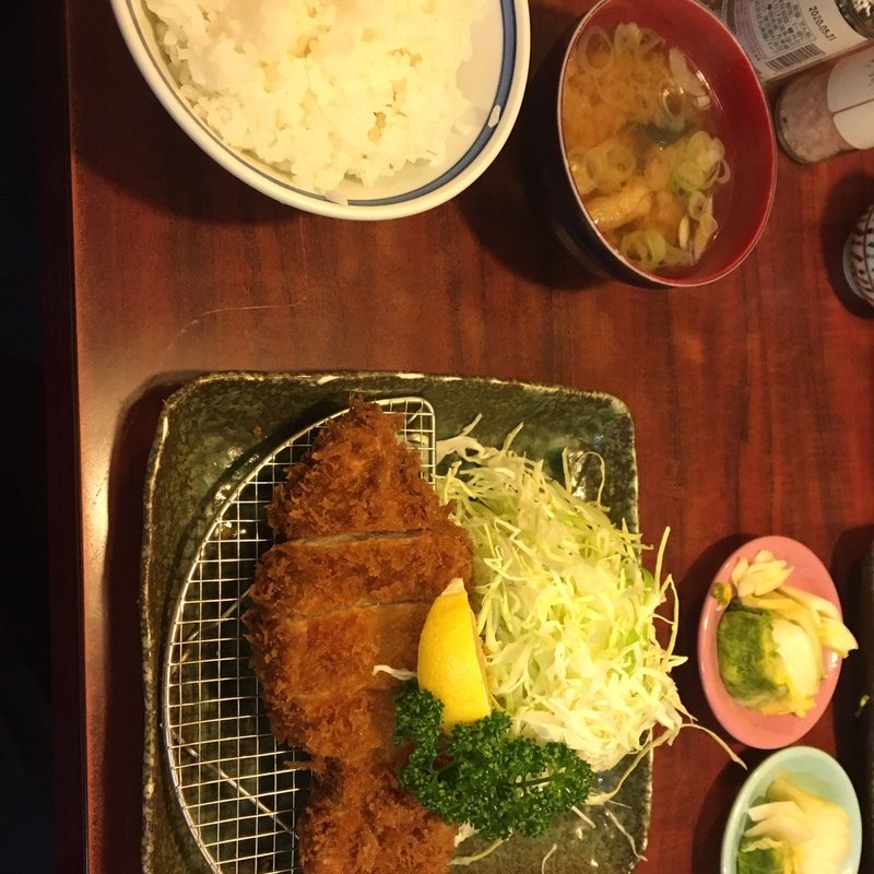 ロースカツ定食(とんかつ よしみ)