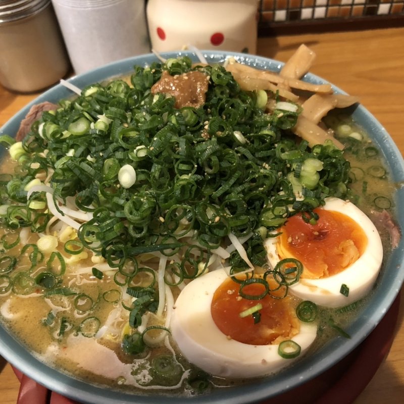 味噌チャーシューめん、自家製味付け玉子、自家製メンマ、ネギ・もやし多め(旭屋 野田本店)