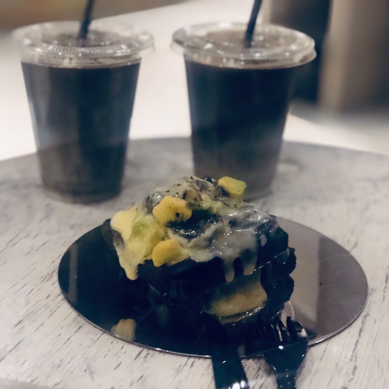 (BOOK AND BED TOKYO 心斎橋)