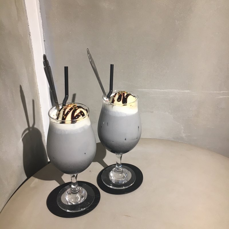 黒ごまラテ(スペアカフェ)