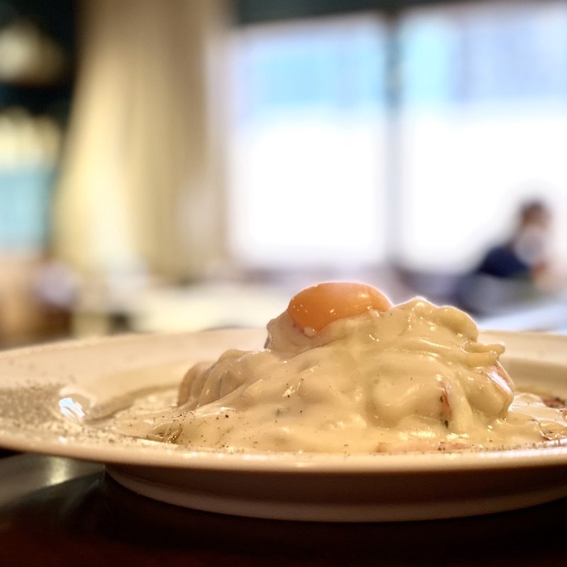 スペシャルカルボナーラパスタ(CHEESE traveler 新宿三丁目)