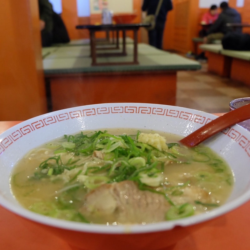 ラーメン(金龍ラーメン 御堂筋店)