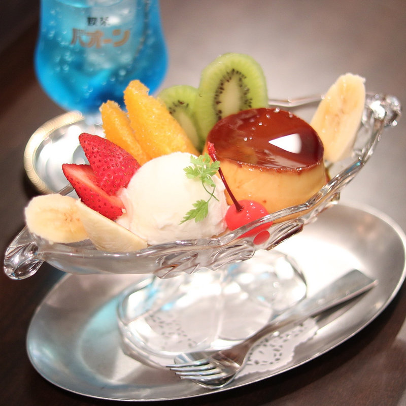 プリン・ア・ラ・モードとコーヒー(喫茶パオーン)