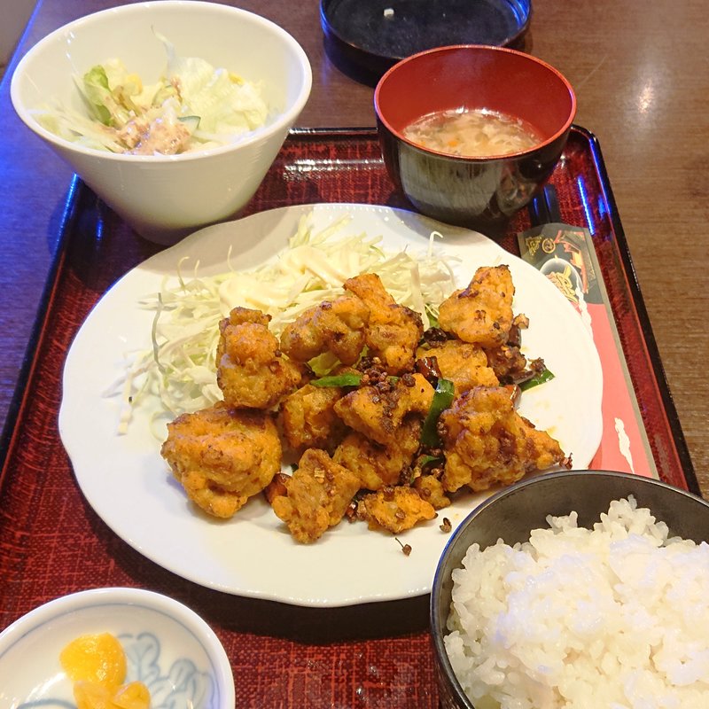 四川風唐揚げランチ(中国料理 盤古茶屋 川崎本店)