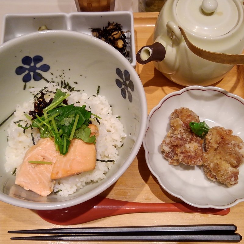 鮭のお茶漬け(だし茶漬け えん エスパル仙台店)