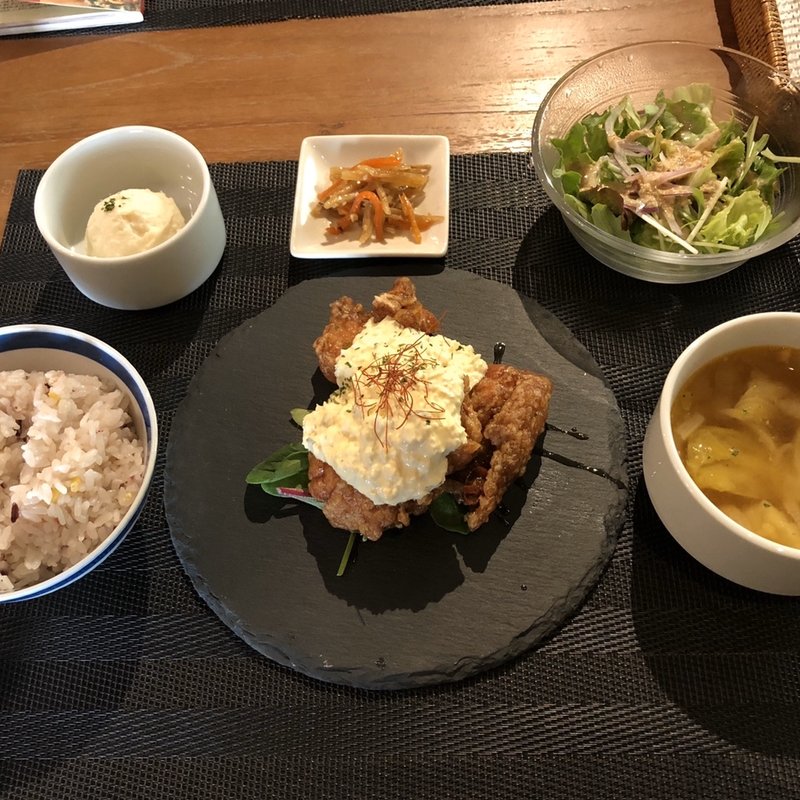 チキン南蛮ランチ(almocafe 中間店)