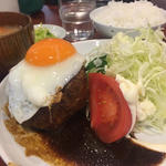 ハンバーグ定食(小古食堂)