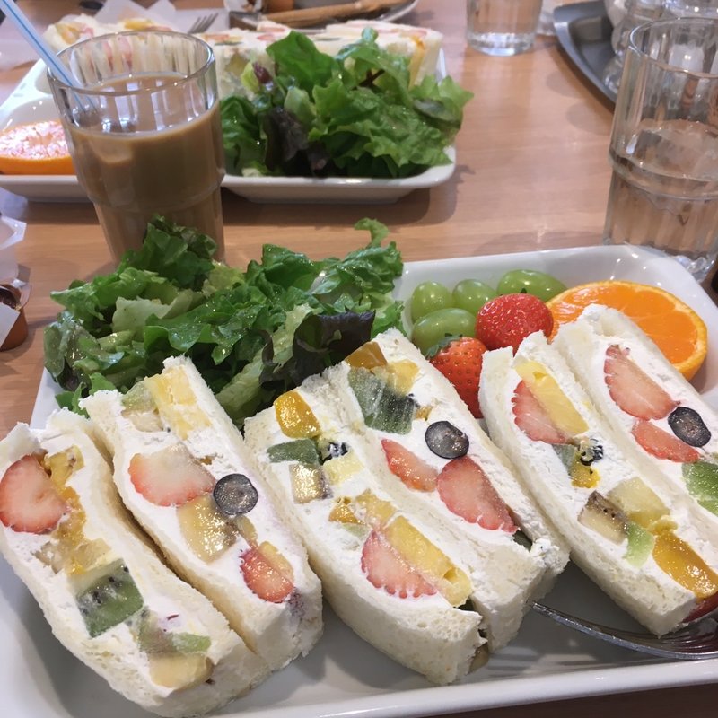 フルーツサンド(果実園 リーベル 東急吉祥寺店)