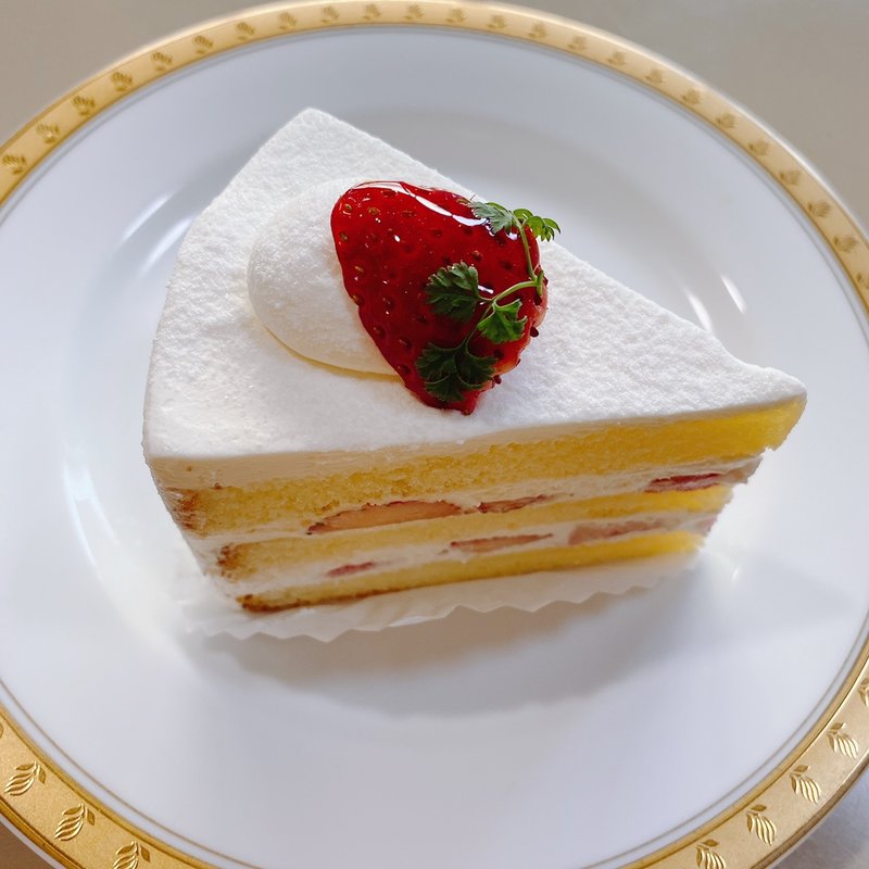 季節のショートケーキ(苺)(パティスリー エール)