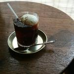 コーヒーフロート(granaryscoffeestand)