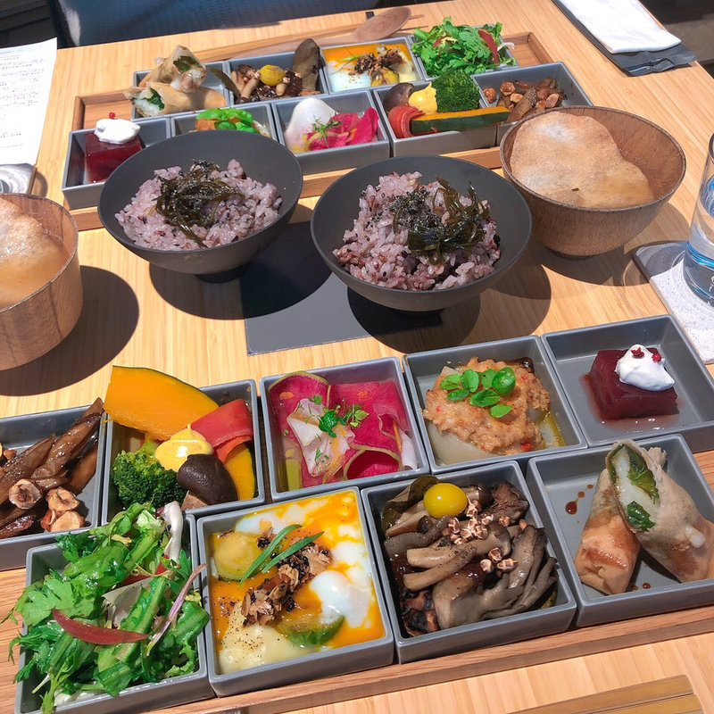 (リバイブ キッチン スリー 日比谷)