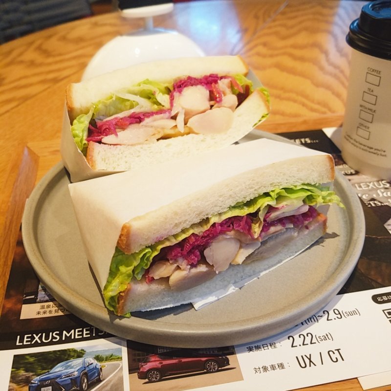 ローストチキンサンド(Lexus meets...the spindle)