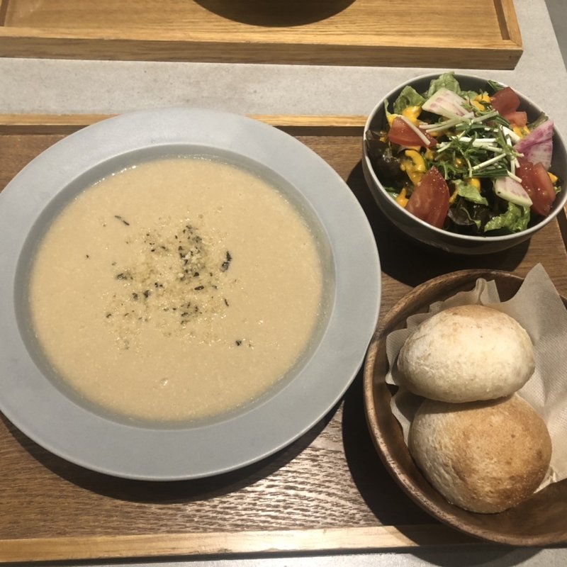 (ムモクテキカフェ)