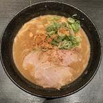 魚介鶏白湯醤油ラーメン(ラーメン こんじき 深草店)