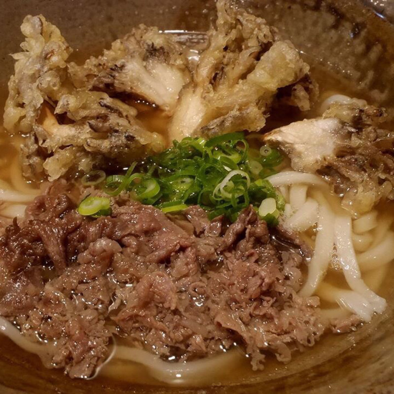肉まいたけ天うどん(踊るうどん 梅田店)