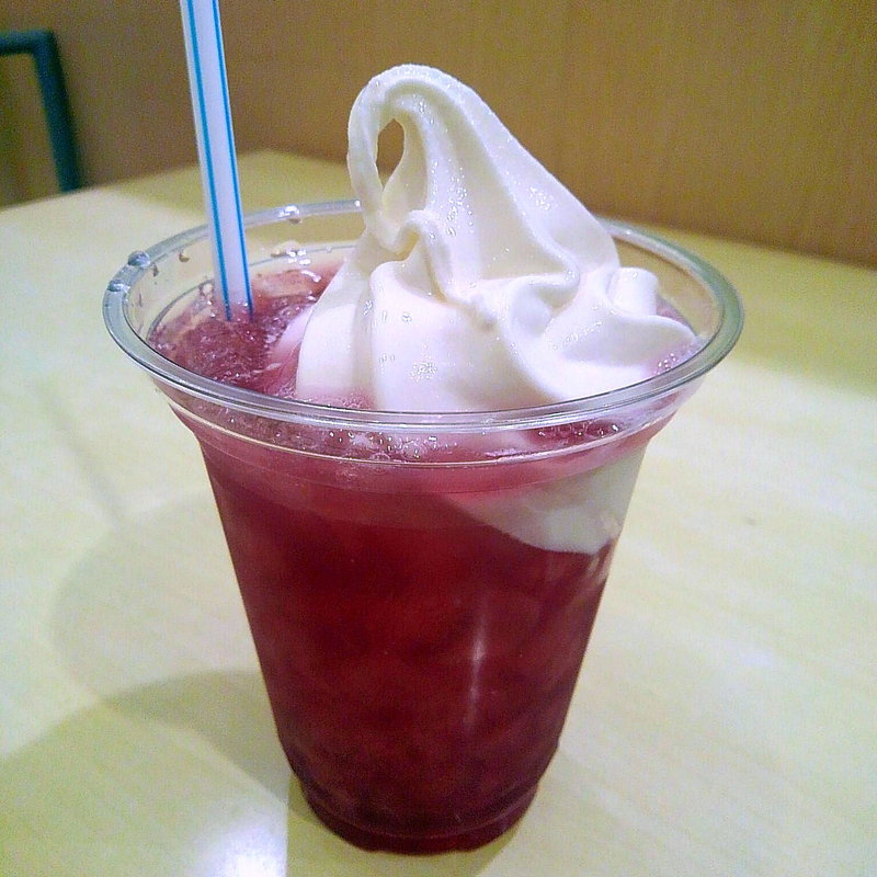 山ぶどうフロート(ピーコック 一関店 )