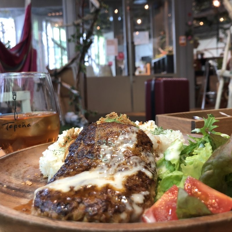 ロコモコプレート(リバルティ （REVARTI）)