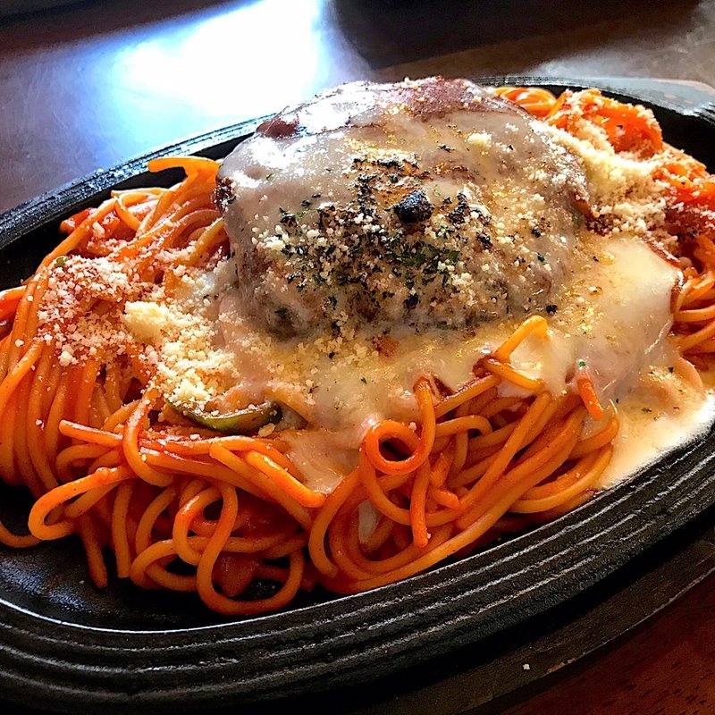 ナポバーグチーズ焼き(ハングリーハングリー （Hungry*Hungry 【旧店名】 マリモ）)