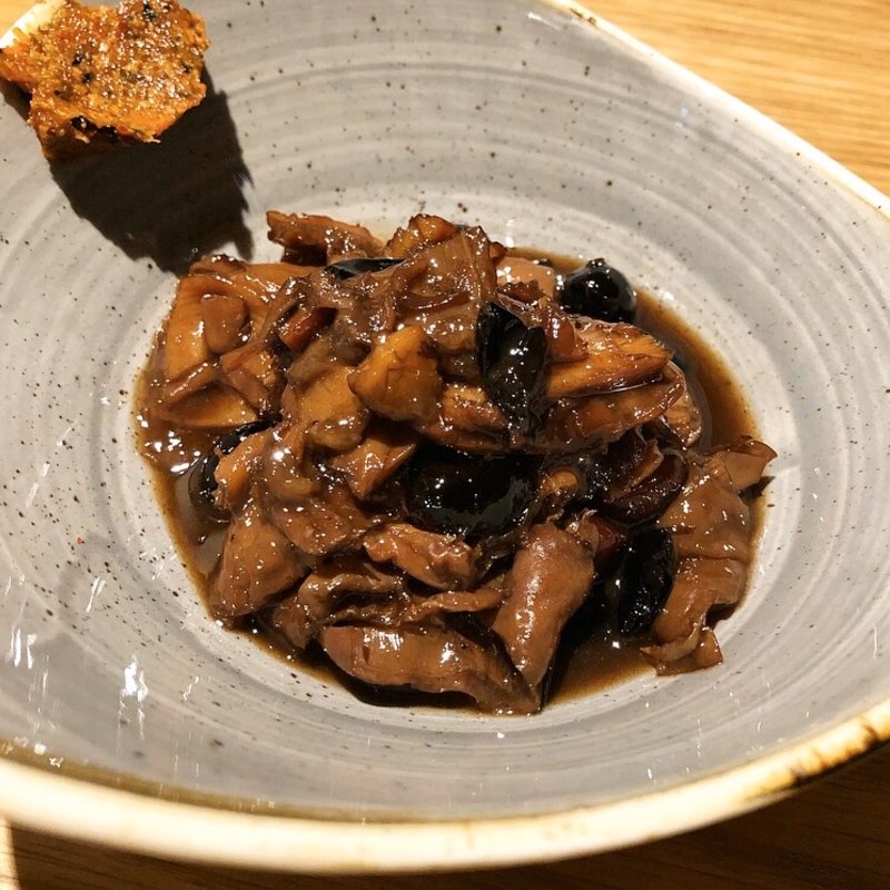 赤煮込み(綾小路高倉　都食堂)