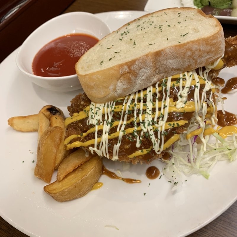 カツサンド(ハローコーヒーガーデンズ千早店)