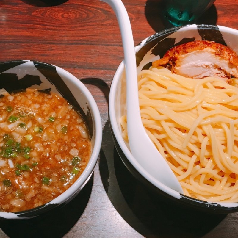 濃厚つけ麺(高田馬場 麺屋武蔵 鷹虎)