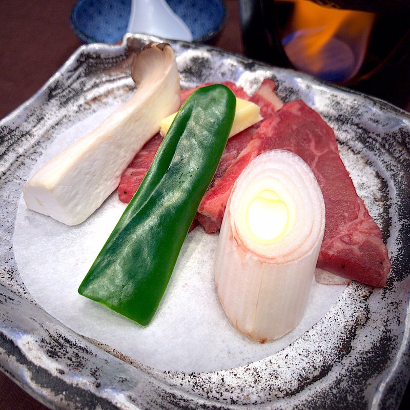 牛肉と野菜の陶板焼(ホテルニュー水戸屋 )