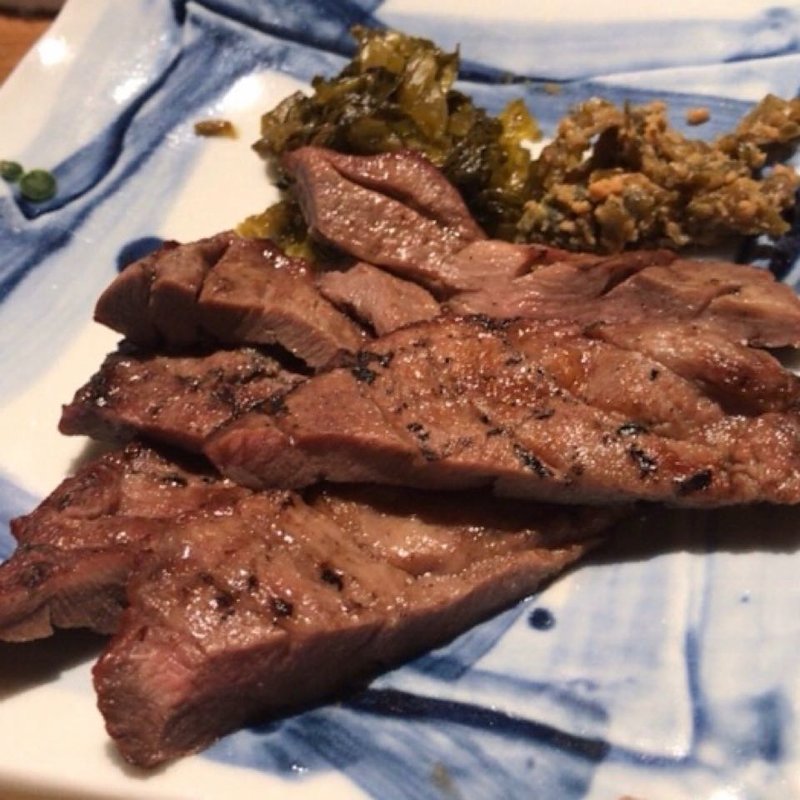 炙り牛タン 4枚8切れ(牛たん ひらつか)