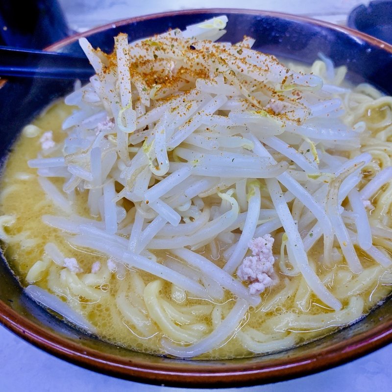 味噌バターラーメン(アカシヤ)