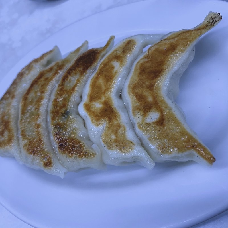 餃子(アカシヤ)