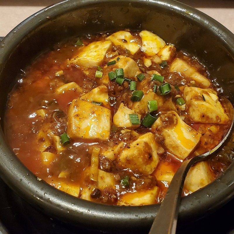 何シェフの麻婆豆腐(源来酒家)