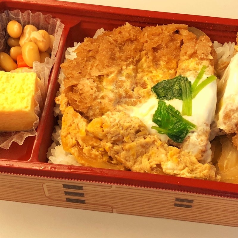 平田牧場三元豚ロースかつ重(平田牧場 エキュート東京店)