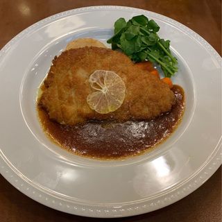 豚ヒレ肉のカツレツ(レストランカミヤ )