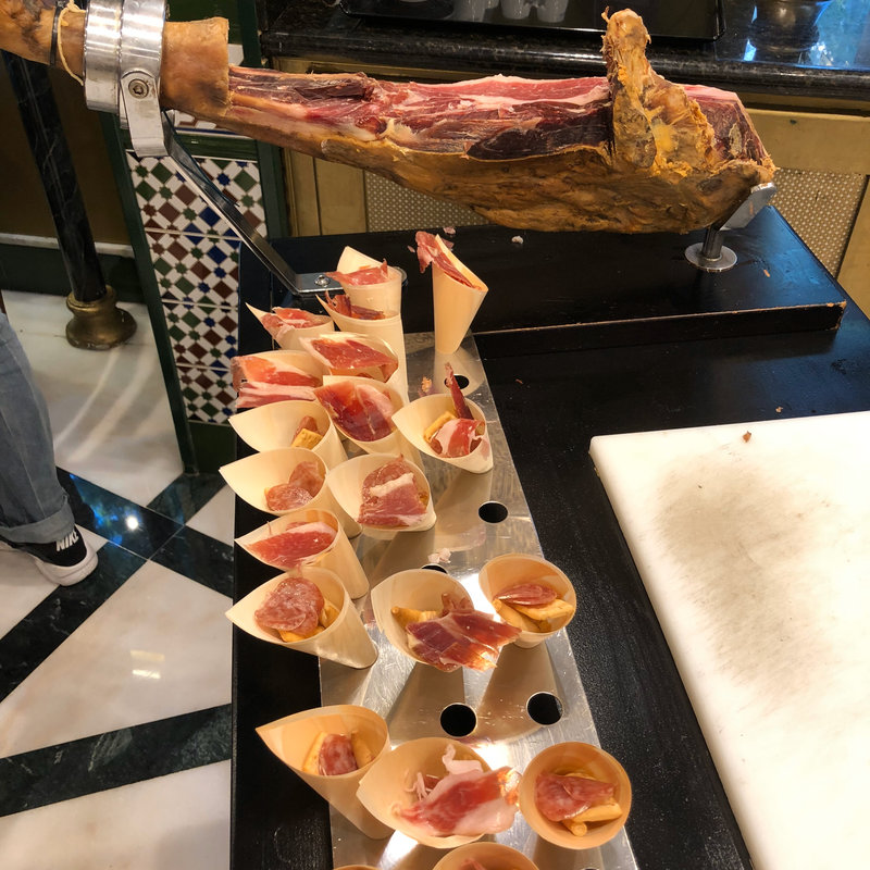 生ハム(スペインのレストラン)
