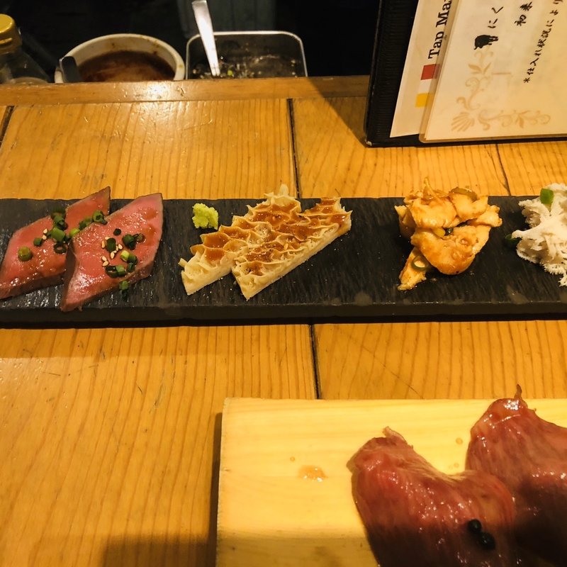 肉刺身盛り合わせ(にくがとう　人形町店)