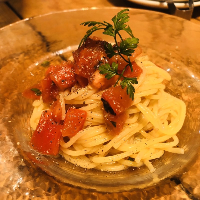 自家製トマトソースの冷製パスタ(にくがとう　人形町店)