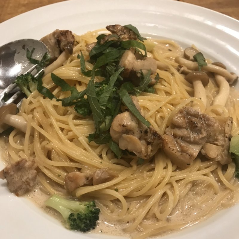 九州醤油のクリームソース(タパス＆タパス池袋店)