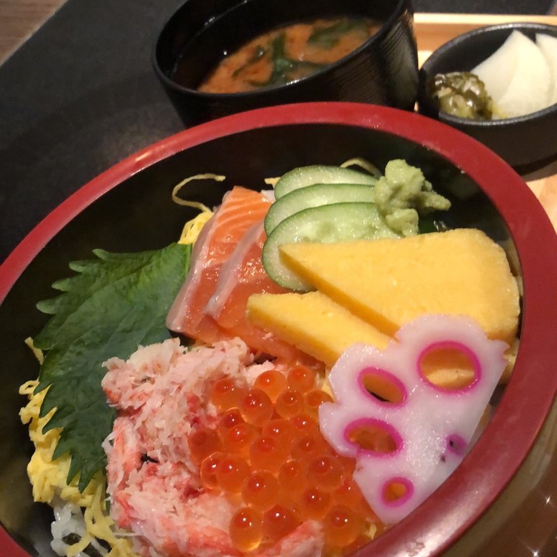 北海丼(玄品 本町 ふぐ・うなぎ・かに料理)