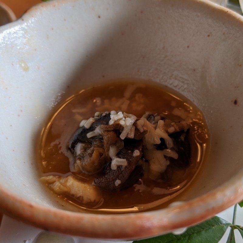 エスカルゴ、スープ仕立て(ローストビーフの店 鎌倉山 本店)