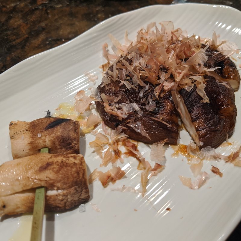 飛騨高山産椎茸(魚の田が肉)