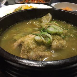 海鮮参鶏湯(Samma)
