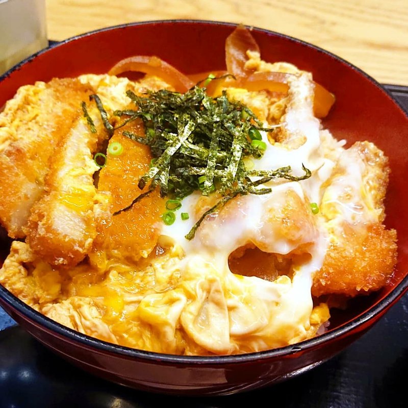 糸島豚のロースカツ丼(ぬる燗ぞっこん 離れ)
