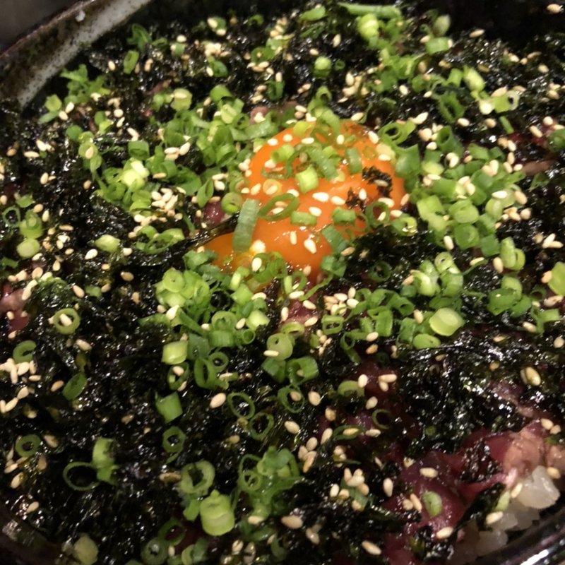 ユッケ風ギャング丼(オレンジベース )